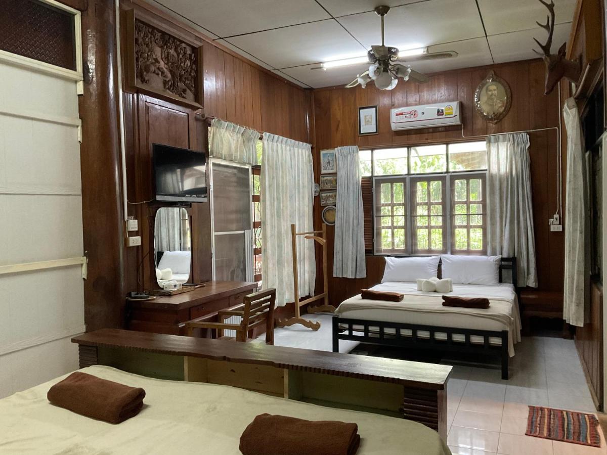 Kwanlah Homestay 夜占县 外观 照片