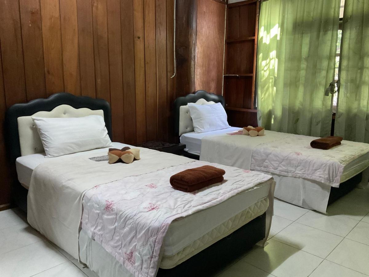 Kwanlah Homestay 夜占县 外观 照片